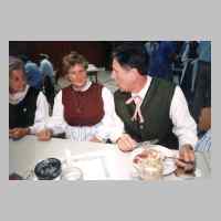 59-09-1027 1. Kirchspieltreffen 1995. Die 1. Vorsitzende der Kreisgruppe Ostpreussen, Westpreusssen, Danzig und Pommern e.V. .JPG